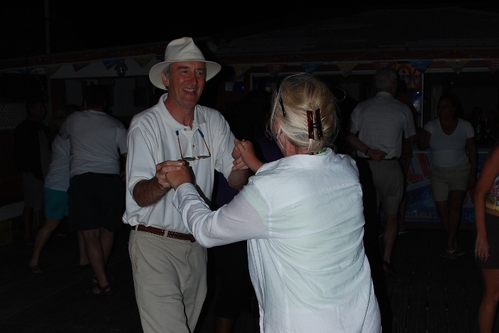 DSC_0004.JPG - New friends from Baltimore dancing after dinner.